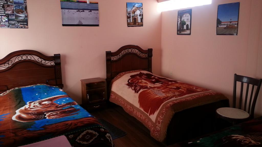 Hostal Villa Imperial Yunguyo Værelse billede